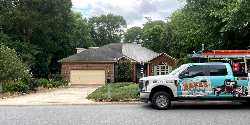 3 Reasons Why Spring Is the Best Time to Soft Wash Your Home